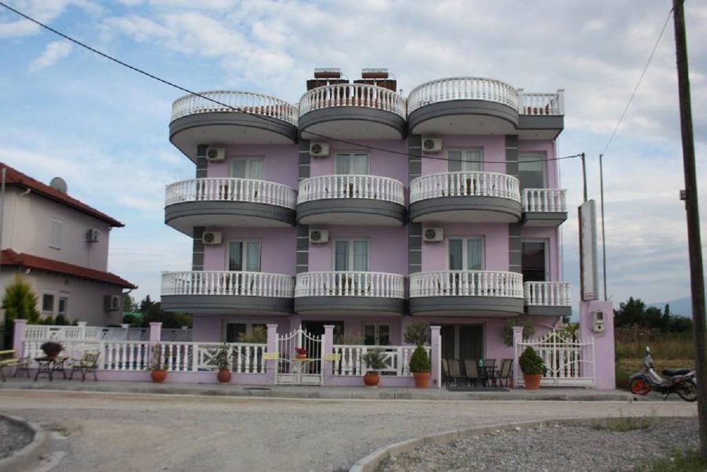 Rainbow Resort Paralía Exterior foto